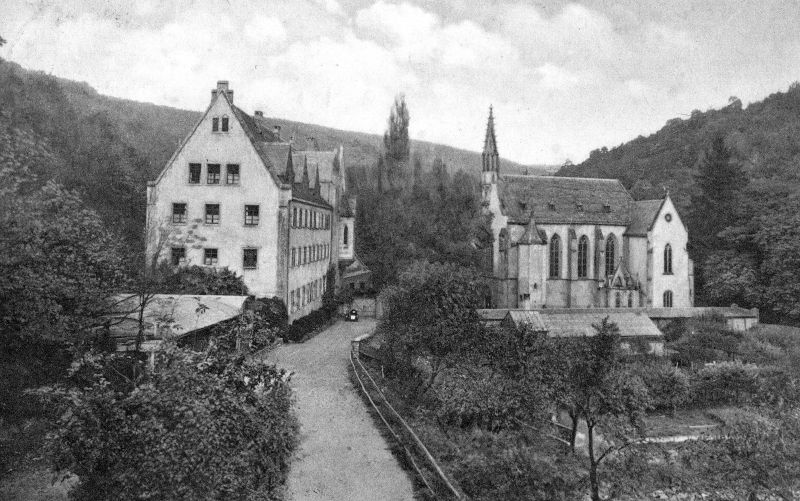 Weg zum Kloster